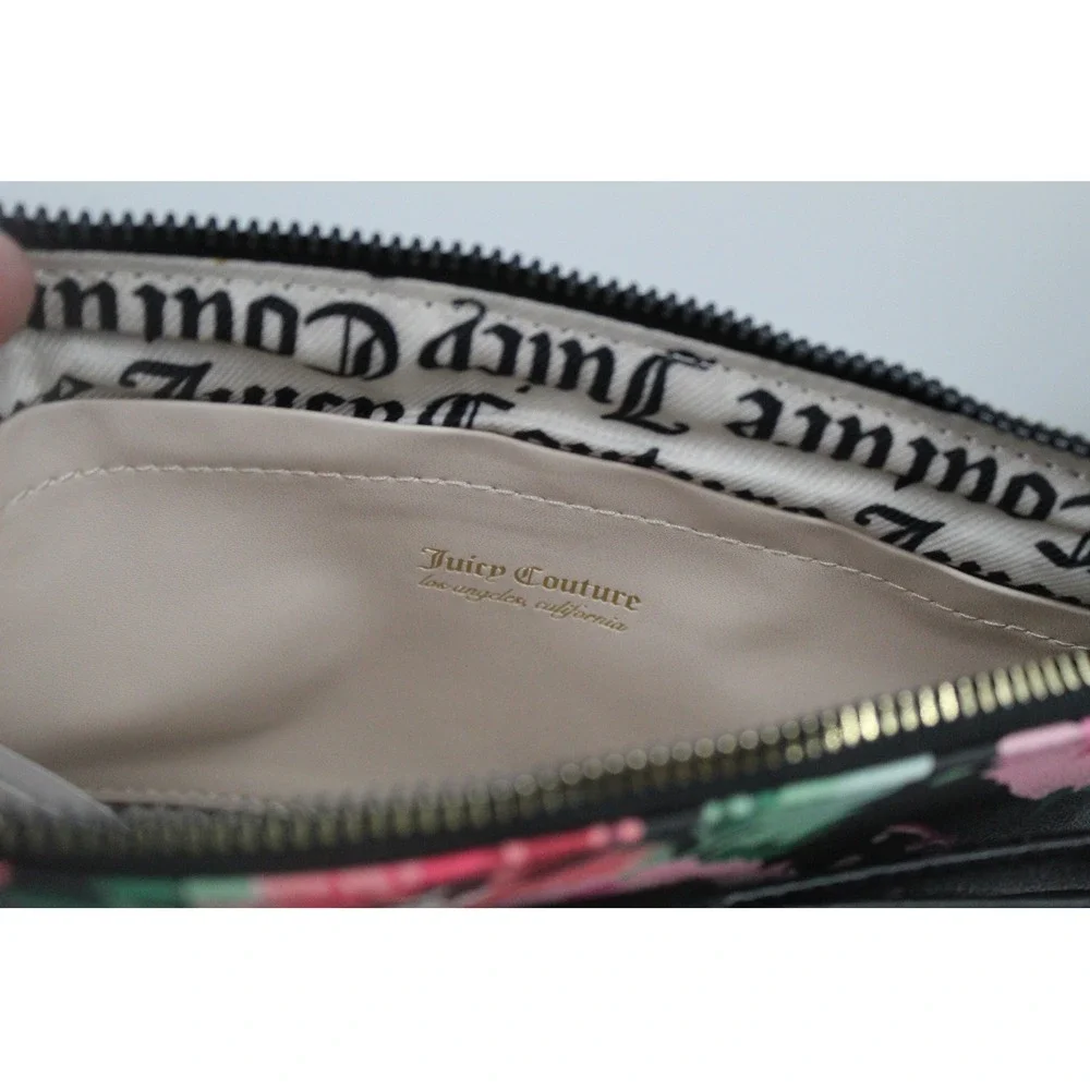 Juicy Couture Floral Wristlet Clutch Black Pink Bow Heart Charm Card Slots NWOT